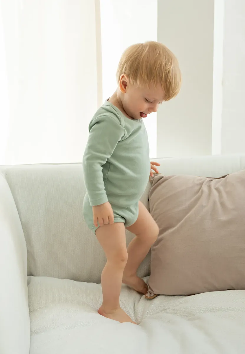 Liliput Body, с практичными кнопками, в упаковке 3 шт, цвет Mehrfarbig
Liliput Body, с практичными кнопками, в упаковке 3 шт, цвет Mehrfarbig