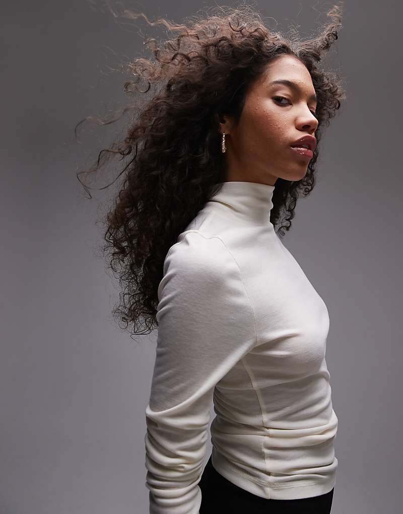 Кремовый прозрачный топ премиум-класса с высоким воротником и длинными рукавами Topshop
Кремовый прозрачный топ премиум-класса с высоким воротником и длинными рукавами Topshop