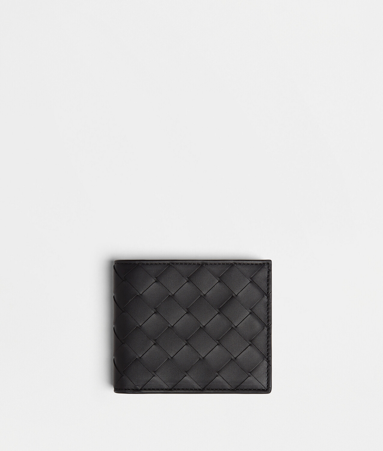Intrecciato bi-fold wallet BOTTEGA VENETA, черный/трава
Intrecciato bi-fold wallet BOTTEGA VENETA, черный/трава