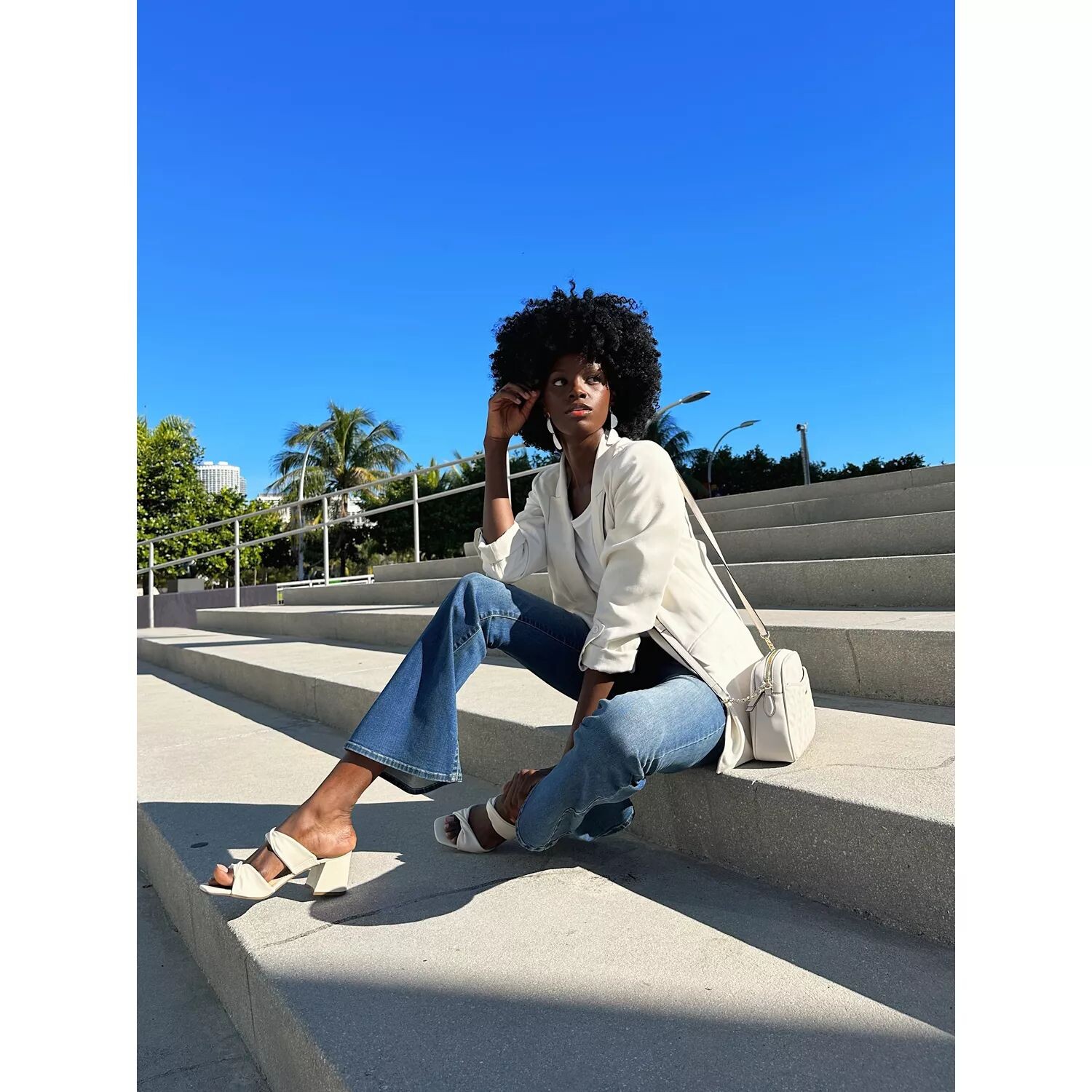 Женский свободный блейзер с отворотами Simply Vera Vera Wang Simply Vera Vera Wang
Женский свободный блейзер с отворотами Simply Vera Vera Wang Simply Vera Vera Wang