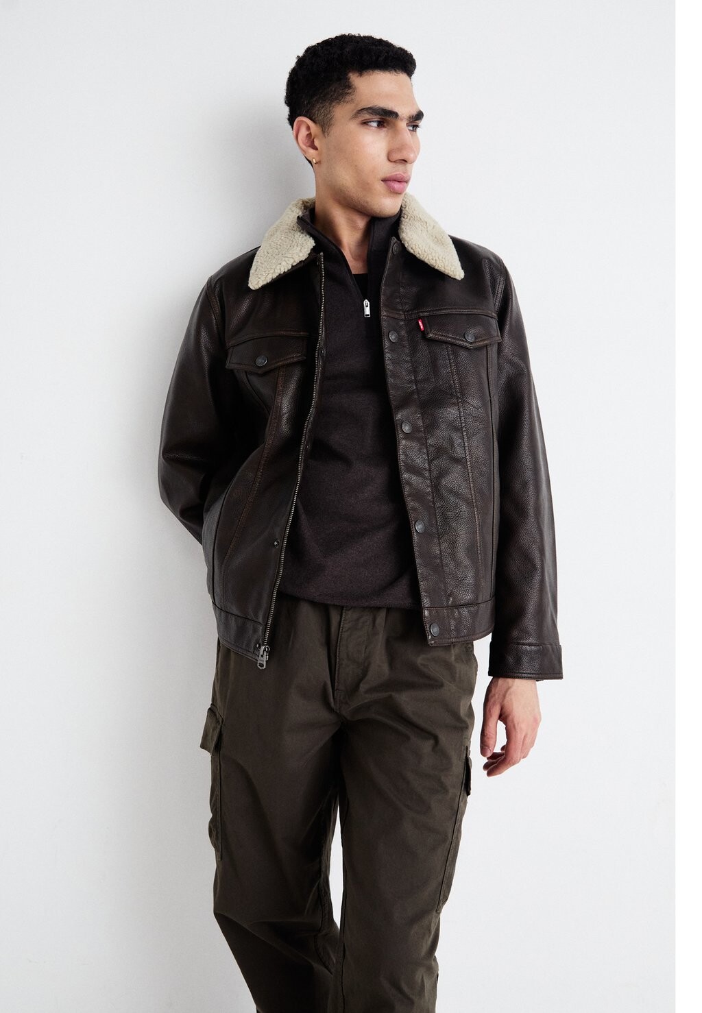 Брюки карго PANTS Replay, оливковый
Брюки карго PANTS Replay, оливковый