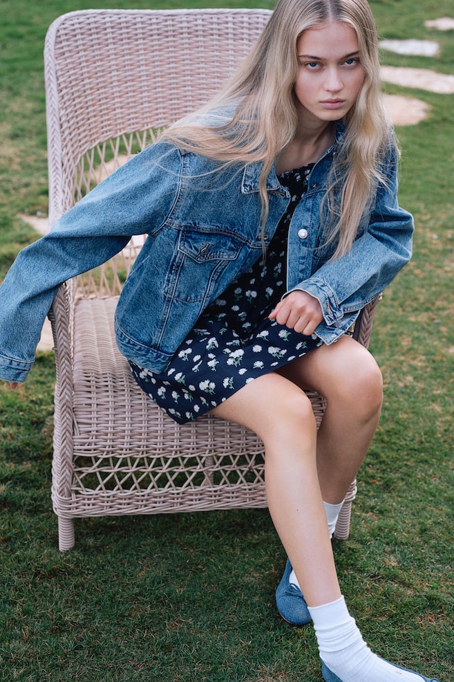 Платье из поплина с присборенной юбкой H&M, мультиколор
Платье из поплина с присборенной юбкой H&M, мультиколор