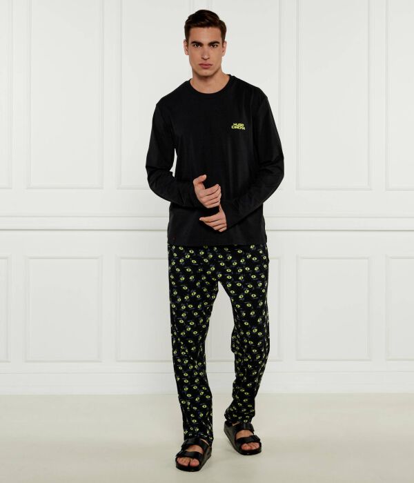 Кинотеатр длинный комплект пижамы Relaxed fit Hugo Bodywear, черный
Кинотеатр длинный комплект пижамы Relaxed fit Hugo Bodywear, черный