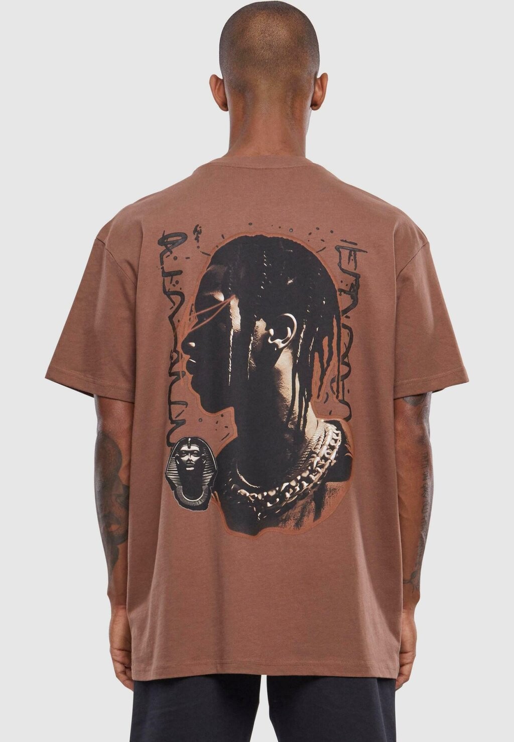 Футболка с принтом Upscale by Mister Tee, кора
Футболка с принтом Upscale by Mister Tee, кора