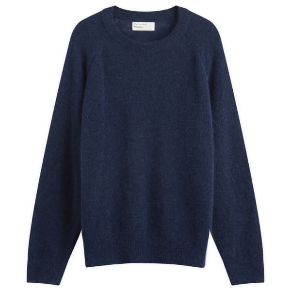 Альпака лайон джемпер с круглым вырезом Universal Works, navy
Альпака лайон джемпер с круглым вырезом Universal Works, navy