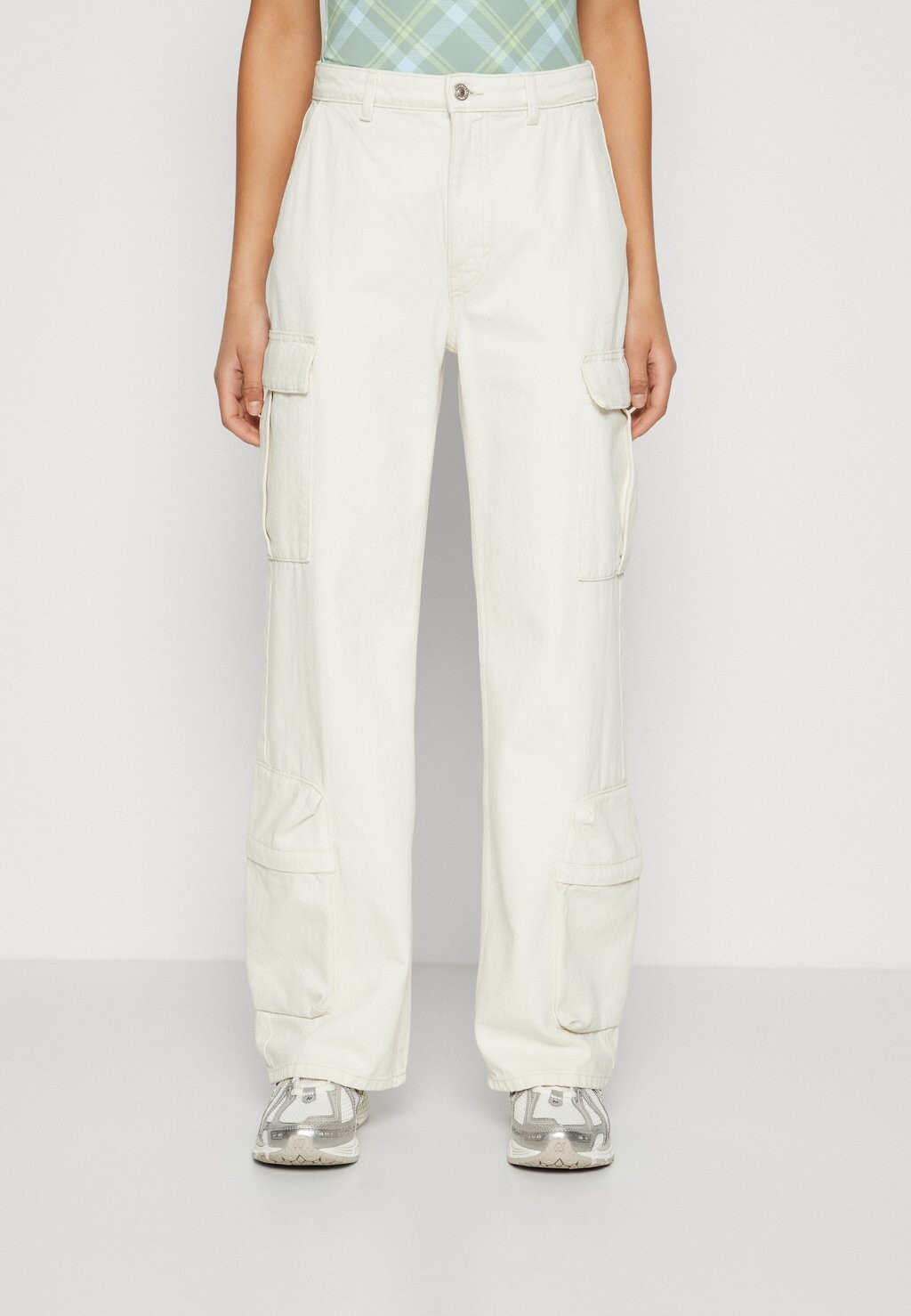 Джинсы-бойфренды ONLRINGO WIDE CARGO ONLY, крем
Джинсы-бойфренды ONLRINGO WIDE CARGO ONLY, крем