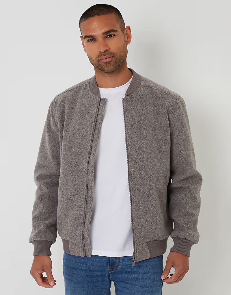 Куртка-бомбер Brushed серо-коричневого цвета Threadbare
Куртка-бомбер Brushed серо-коричневого цвета Threadbare