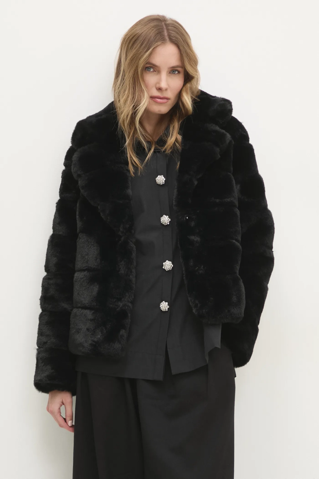 Куртка Answear Lab, черный
Куртка Answear Lab, черный