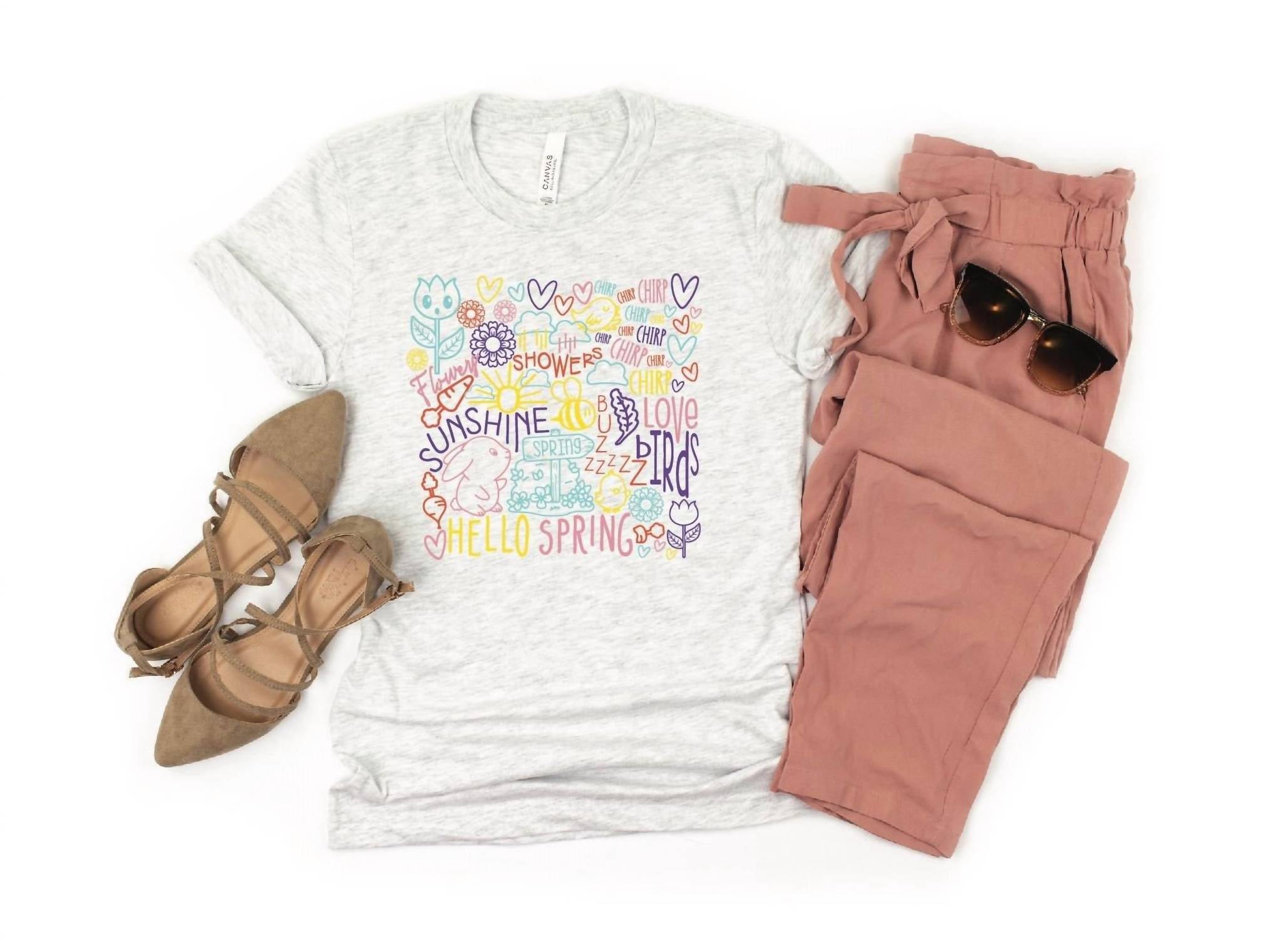 Футболка Hello Spring серого цвета She Shed
Футболка Hello Spring серого цвета She Shed