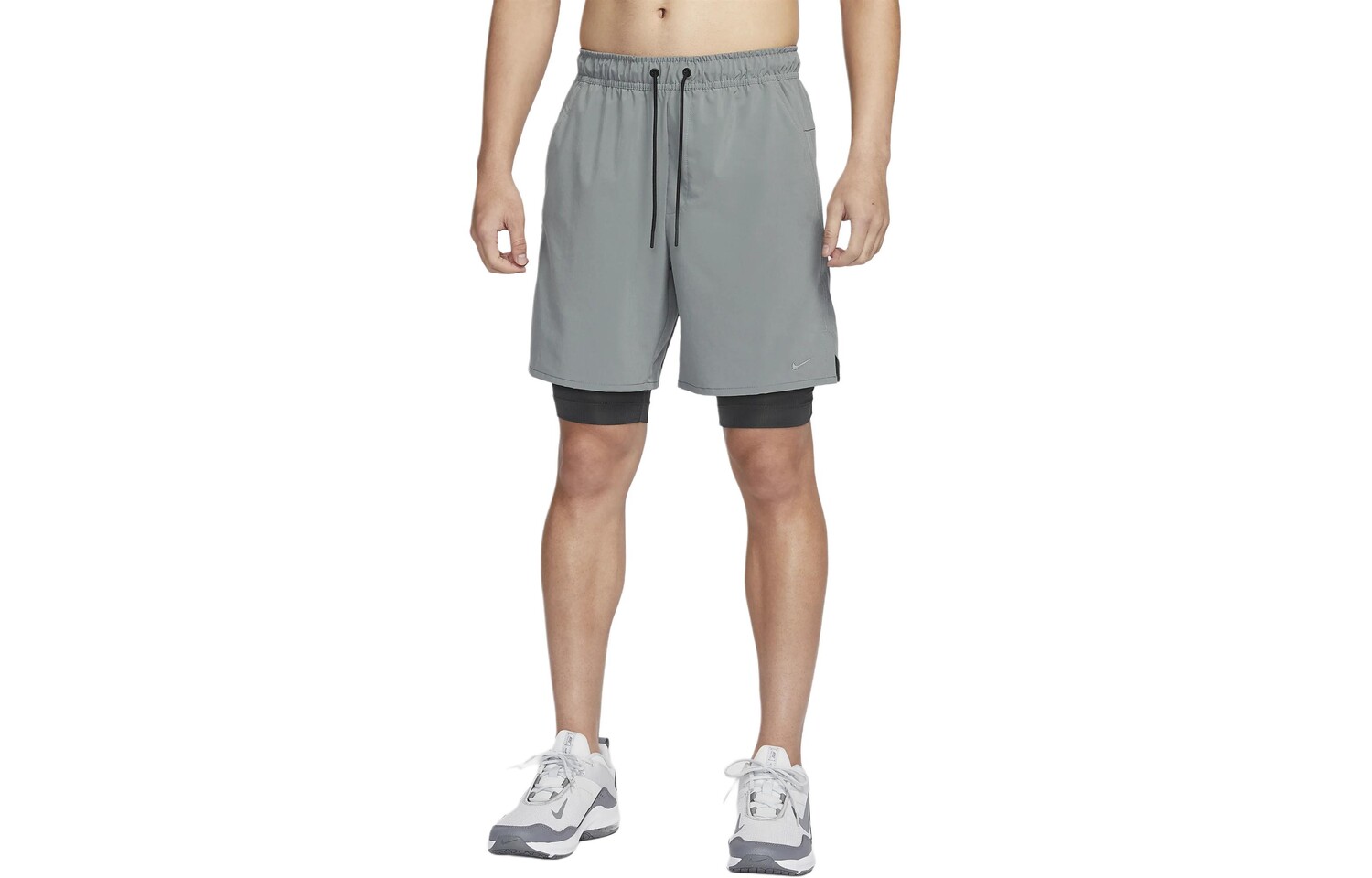Повседневные шорты мужские дымчато-серые Nike, серый
Повседневные шорты мужские дымчато-серые Nike, серый