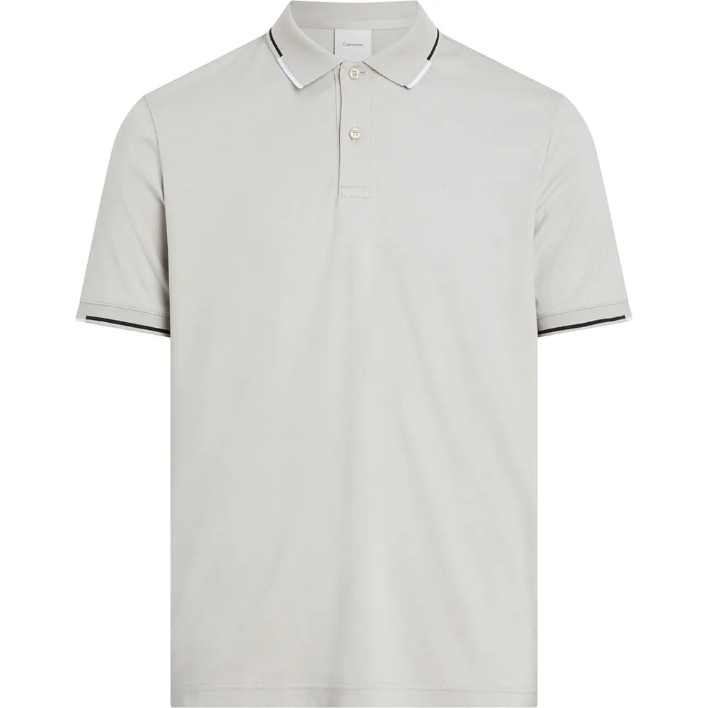 Поло с коротким рукавом Calvin Klein Liquid Touch Block Tipping, серый
Поло с коротким рукавом Calvin Klein Liquid Touch Block Tipping, серый