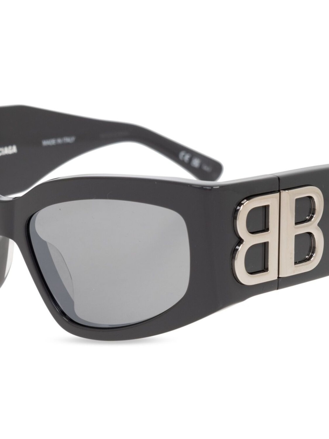 Balenciaga Eyewear солнцезащитные очки Bossy «кошачий глаз», черный
Balenciaga Eyewear солнцезащитные очки Bossy «кошачий глаз», черный