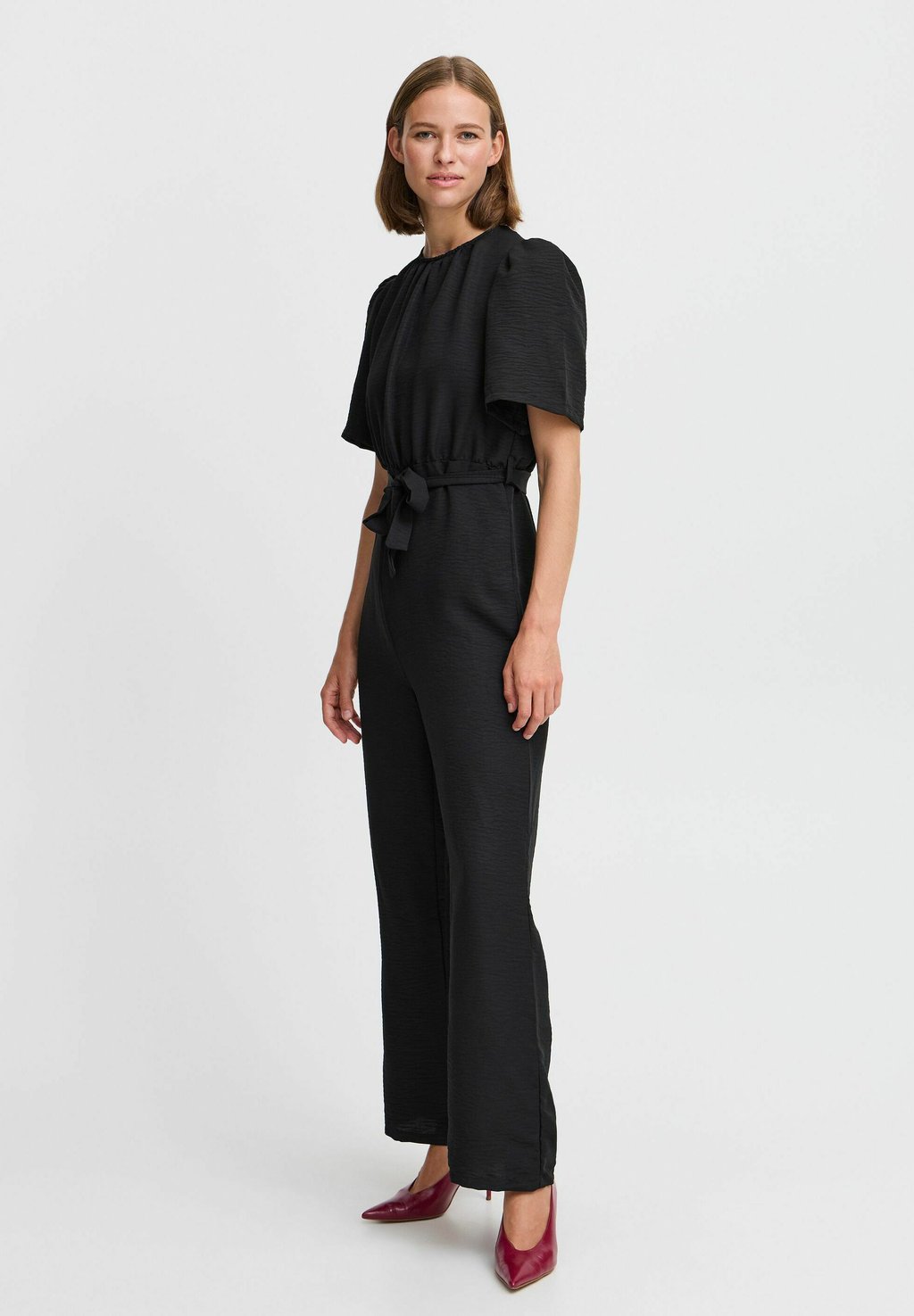 Комбинезон FARVELLA b.young, черный
Комбинезон FARVELLA b.young, черный