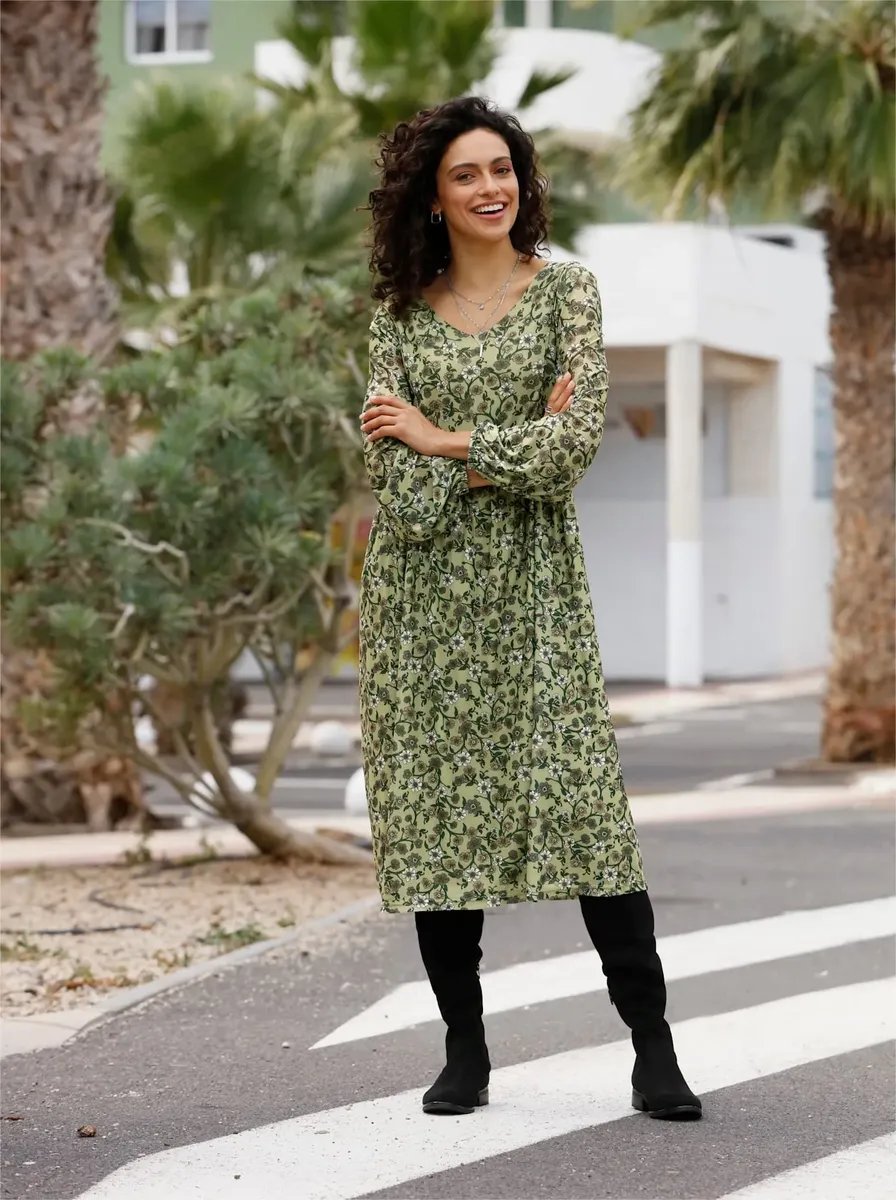 Вдохновение Платье А-силуэта "Сетчатое платье" Inspirationen, цвет Schilf-Bedruckt
Вдохновение Платье А-силуэта "Сетчатое платье" Inspirationen, цвет Schilf-Bedruckt