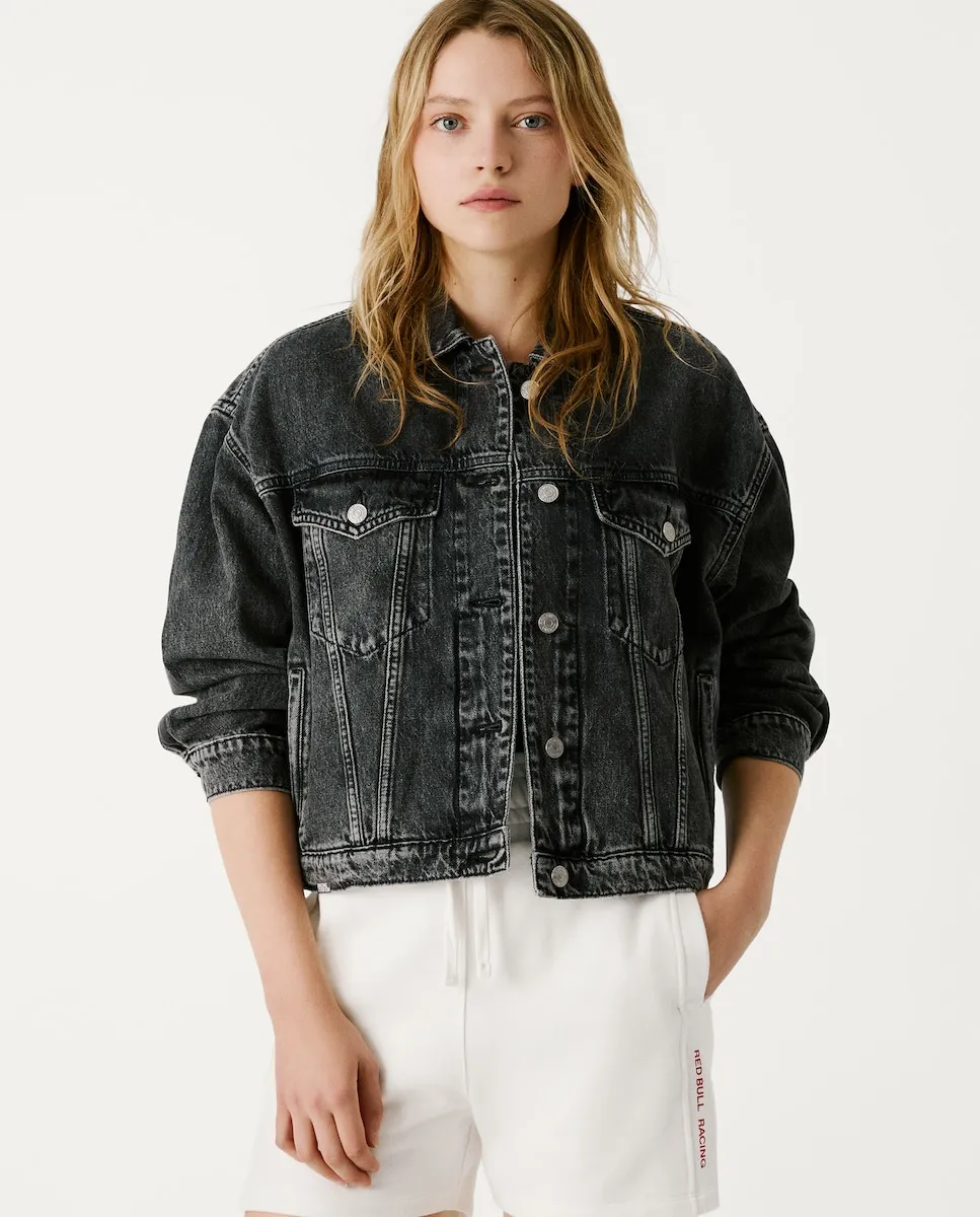 Женская джинсовая куртка свободного кроя Pepe Jeans, черный
Женская джинсовая куртка свободного кроя Pepe Jeans, черный