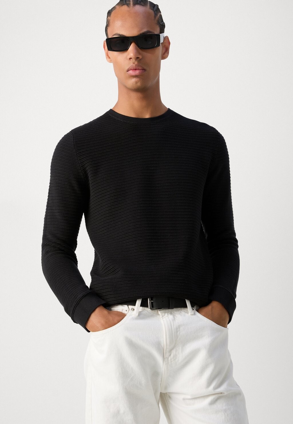 Свитер Structure Lindbergh, черный
Свитер Structure Lindbergh, черный