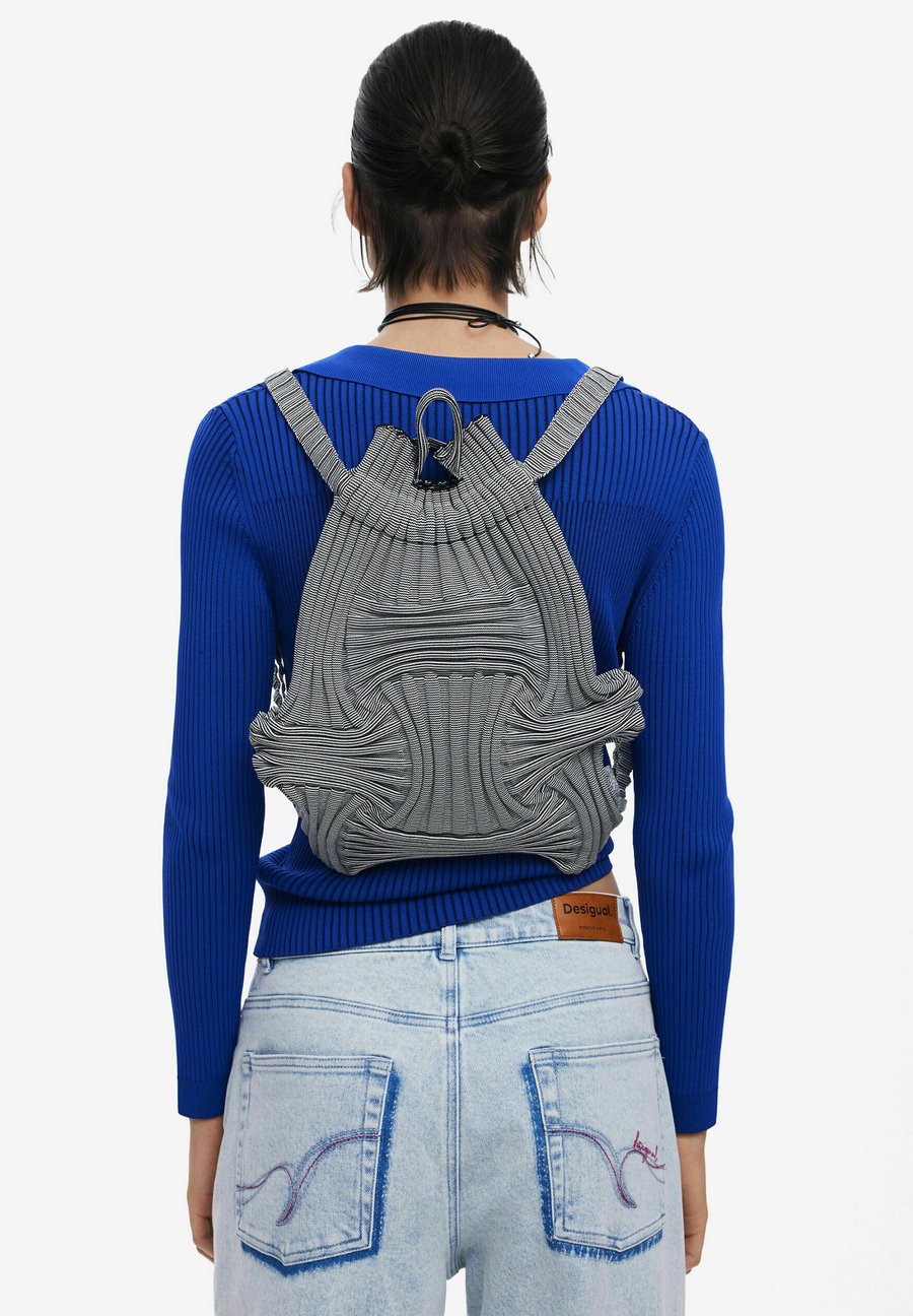 Рюкзак Desigual Rucksack, Black
Рюкзак Desigual Rucksack, Black