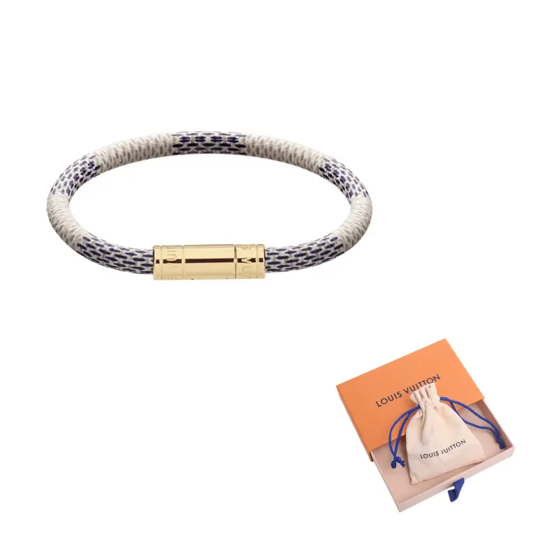 LOUIS VUITTON Металлические и текстильные браслеты для женщин Multicolor
LOUIS VUITTON Металлические и текстильные браслеты для женщин Multicolor