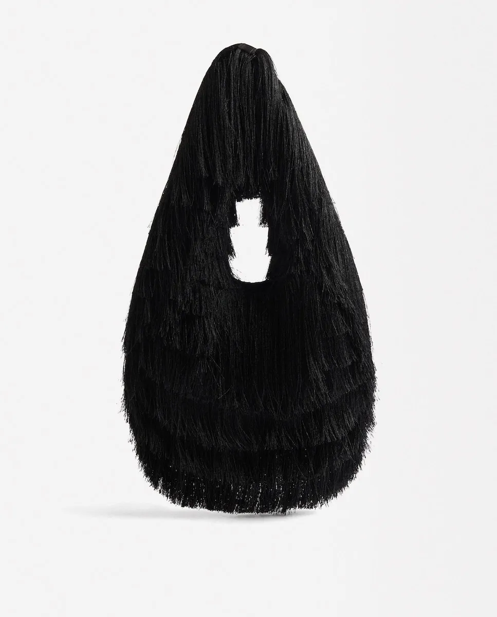 Сумка для вечеринки многофункциональная с эффектом меха и магнитной застежкой Parfois, черный
Сумка для вечеринки многофункциональная с эффектом меха и магнитной застежкой Parfois, черный