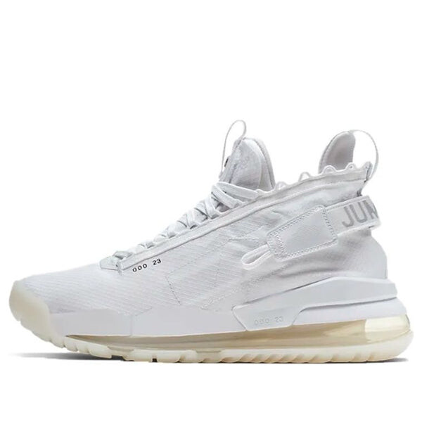 Кроссовки proto max 720 Air Jordan, белый
Кроссовки proto max 720 Air Jordan, белый