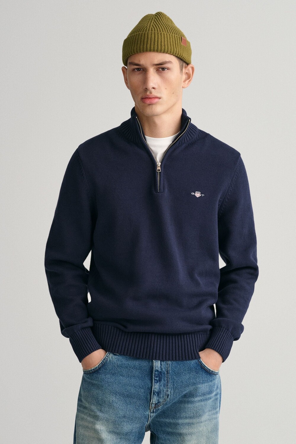 Повседневный хлопковый свитер на молнии 1/2 Gant, черный
Повседневный хлопковый свитер на молнии 1/2 Gant, черный