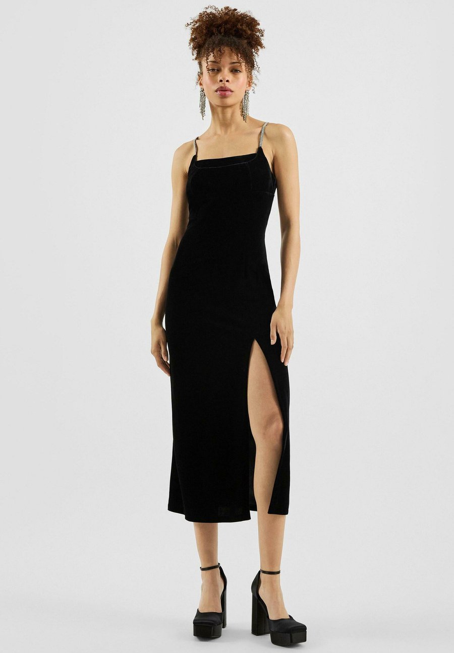 Платье QS Cocktail dress / Party dress, Schwarz/Black
Платье QS Cocktail dress / Party dress, Schwarz/Black