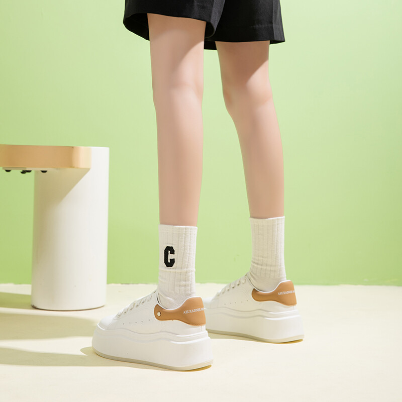 Кеды, скейтборд обувь женская низкая O.L, цвет Apricot 
Кеды, скейтборд обувь женская низкая O.L, цвет Apricot