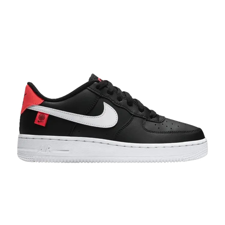 Кроссовки Nike Air Force 1, 07 Low GS, Worldwide Pack - Black Flash Crimson
Кроссовки Nike Air Force 1, 07 Low GS, Worldwide Pack - Black Flash Crimson