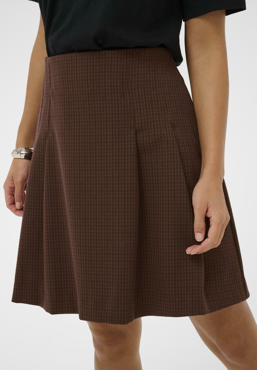Юбка Culture CUASTRA CHECK, Coffee Bean Decadent Chocolate/Brown
Юбка Culture CUASTRA CHECK, Coffee Bean Decadent Chocolate/Brown