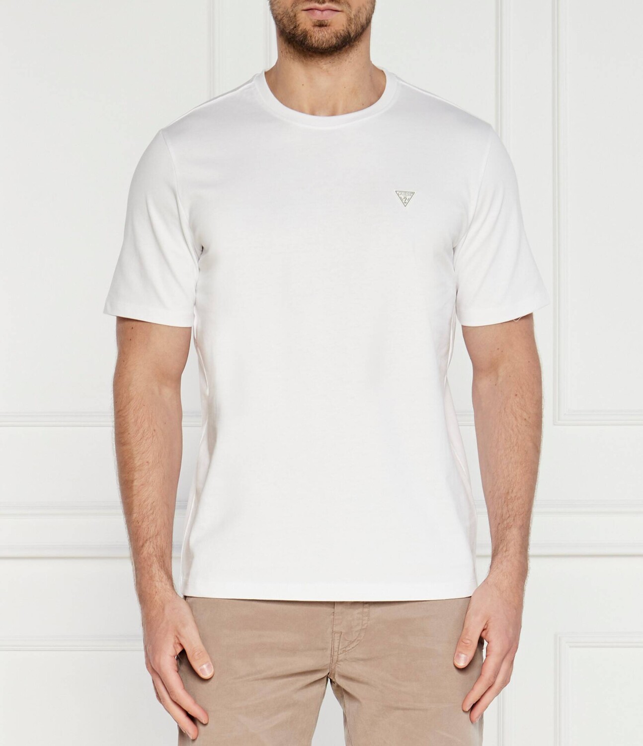 Футболка GUESS Regular Fit, белый
Футболка GUESS Regular Fit, белый