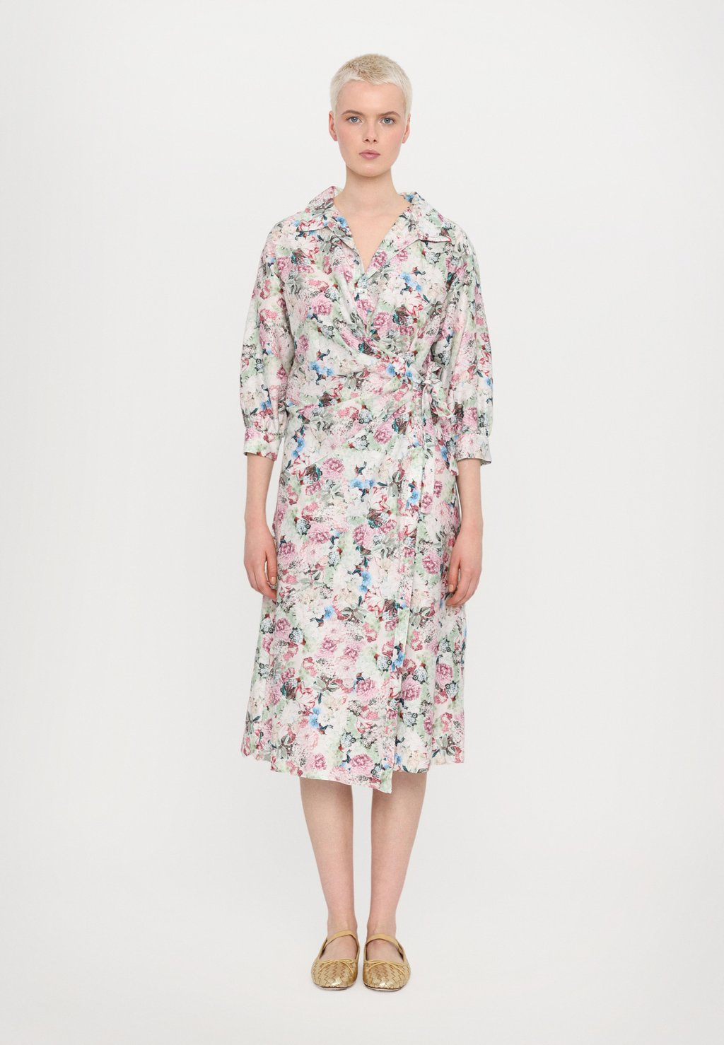 Повседневное платье MIRANO iBlues, розовый 
Повседневное платье MIRANO iBlues, розовый