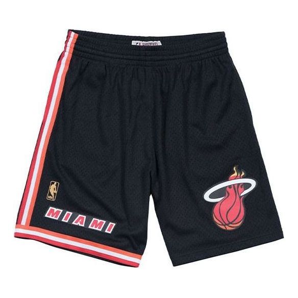 Спортивные шорты Mitchell & Ness NBA Swingman Shorts Miami Heat Road 1996-97 'Black Red', черный
Спортивные шорты Mitchell & Ness NBA Swingman Shorts Miami Heat Road 1996-97 'Black Red', черный