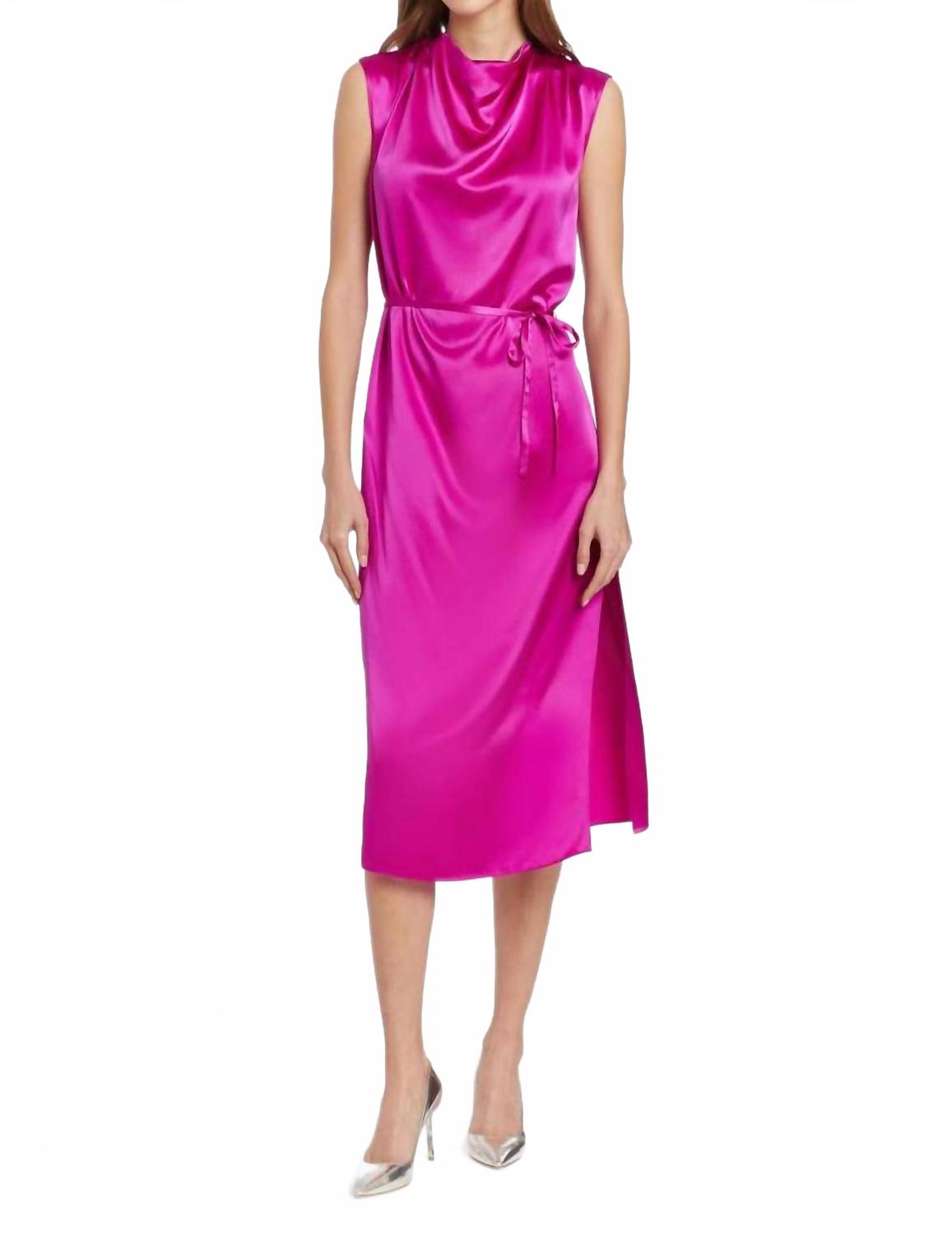 Платье Freya в новом цвете орхидея Amanda Uprichard, New Orchid
Платье Freya в новом цвете орхидея Amanda Uprichard, New Orchid