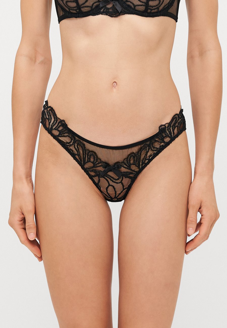 Брифы Agent Provocateur NELLE BRIEF , Black
Брифы Agent Provocateur NELLE BRIEF , Black