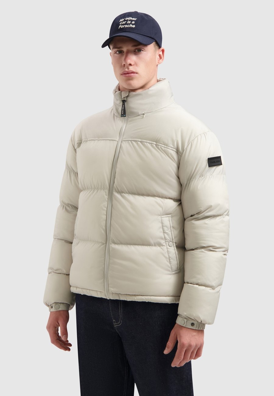 Куртка Pure Path Winter jacket, Kit/Off-White
Куртка Pure Path Winter jacket, Kit/Off-White