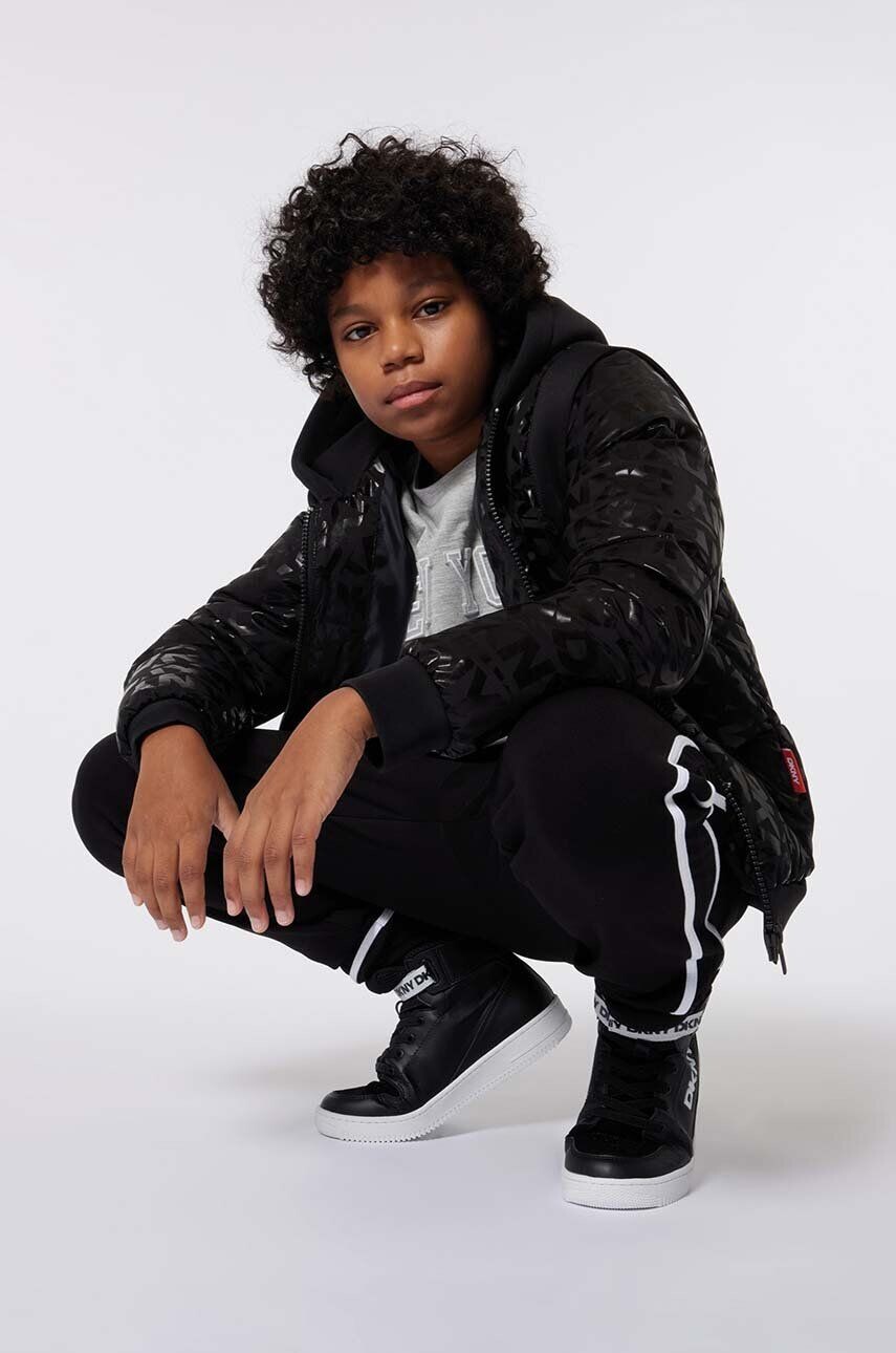 Dkny детская куртка, черный
Dkny детская куртка, черный