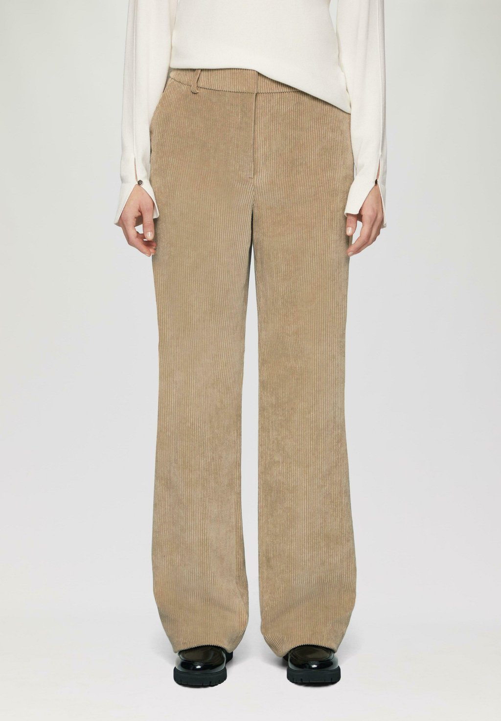 Брюки s.Oliver BLACK LABEL, бежевый 
Брюки s.Oliver BLACK LABEL, бежевый