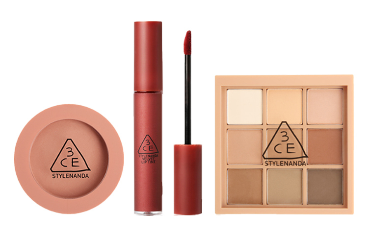 Премиальный мягкий и полупрозрачный набор макияжа против старения Velour Matte Metallic из трех предметов 3CE
Премиальный мягкий и полупрозрачный набор макияжа против старения Velour Matte Metallic из трех предметов 3CE