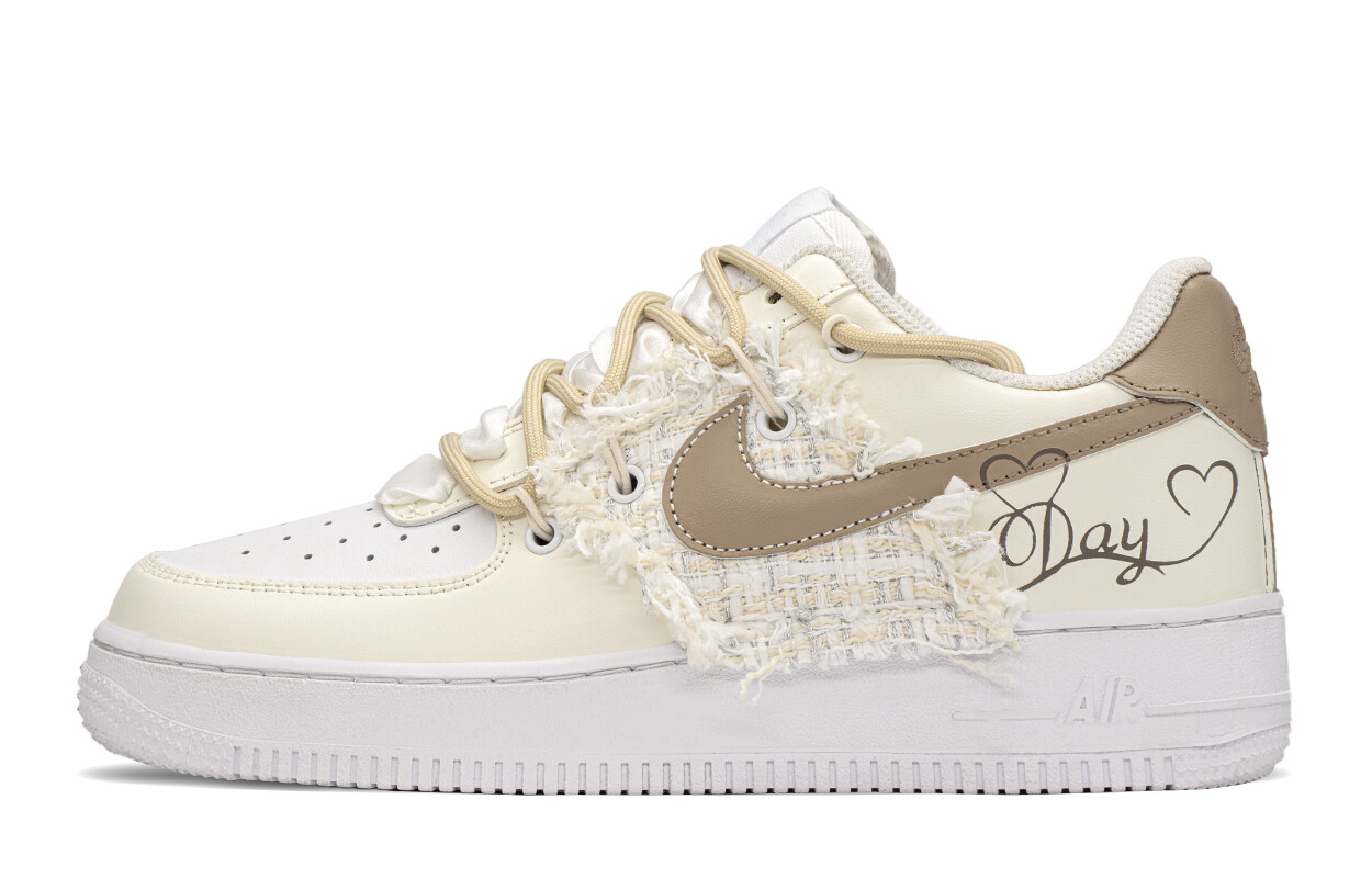 Кроссовки Nike Air Force 1 Skateboarding Shoes Women's Low-top Brown/beige, коричневый
Кроссовки Nike Air Force 1 Skateboarding Shoes Women's Low-top Brown/beige, коричневый