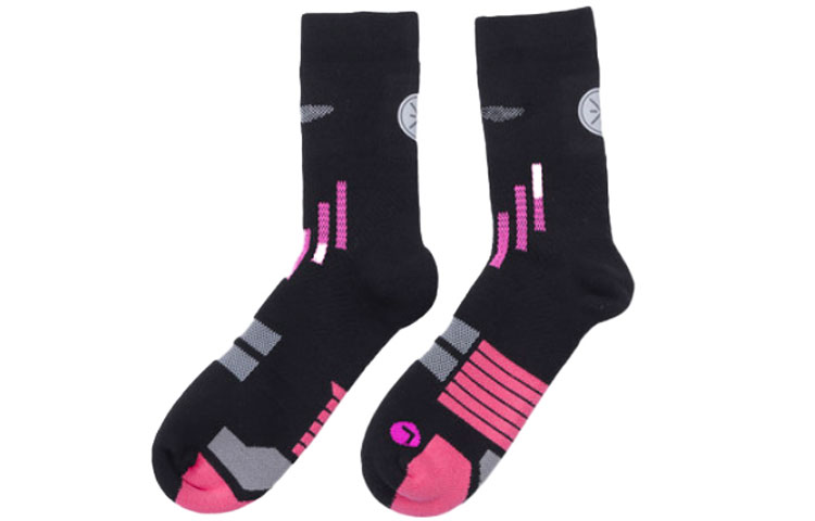 Li-Ning LiNing Mid Calf Socks мужские, 1 пара, черный, розовый
Li-Ning LiNing Mid Calf Socks мужские, 1 пара, черный, розовый