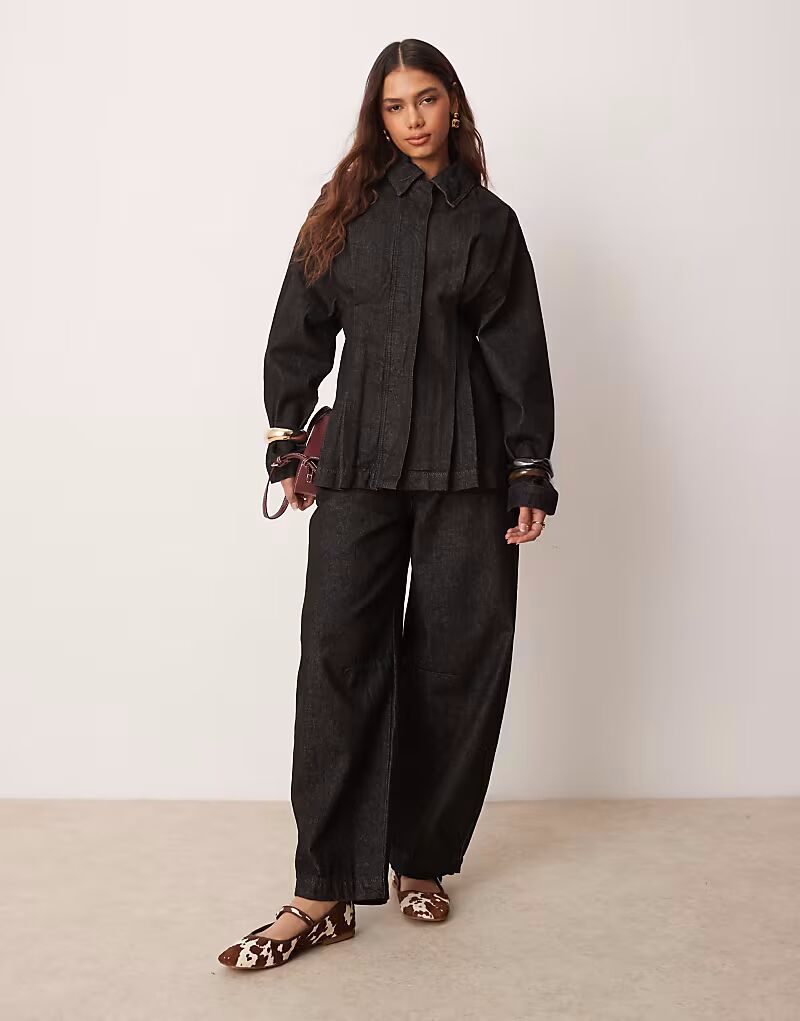 Брюки с аркой ASOS DESIGN черного цвета
Брюки с аркой ASOS DESIGN черного цвета