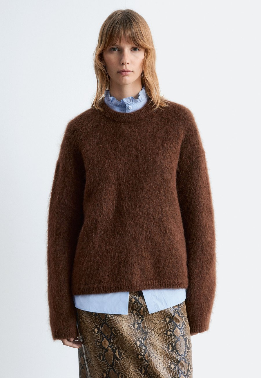 Джемпер & other stories Jumper, Dark Brown
Джемпер & other stories Jumper, Dark Brown