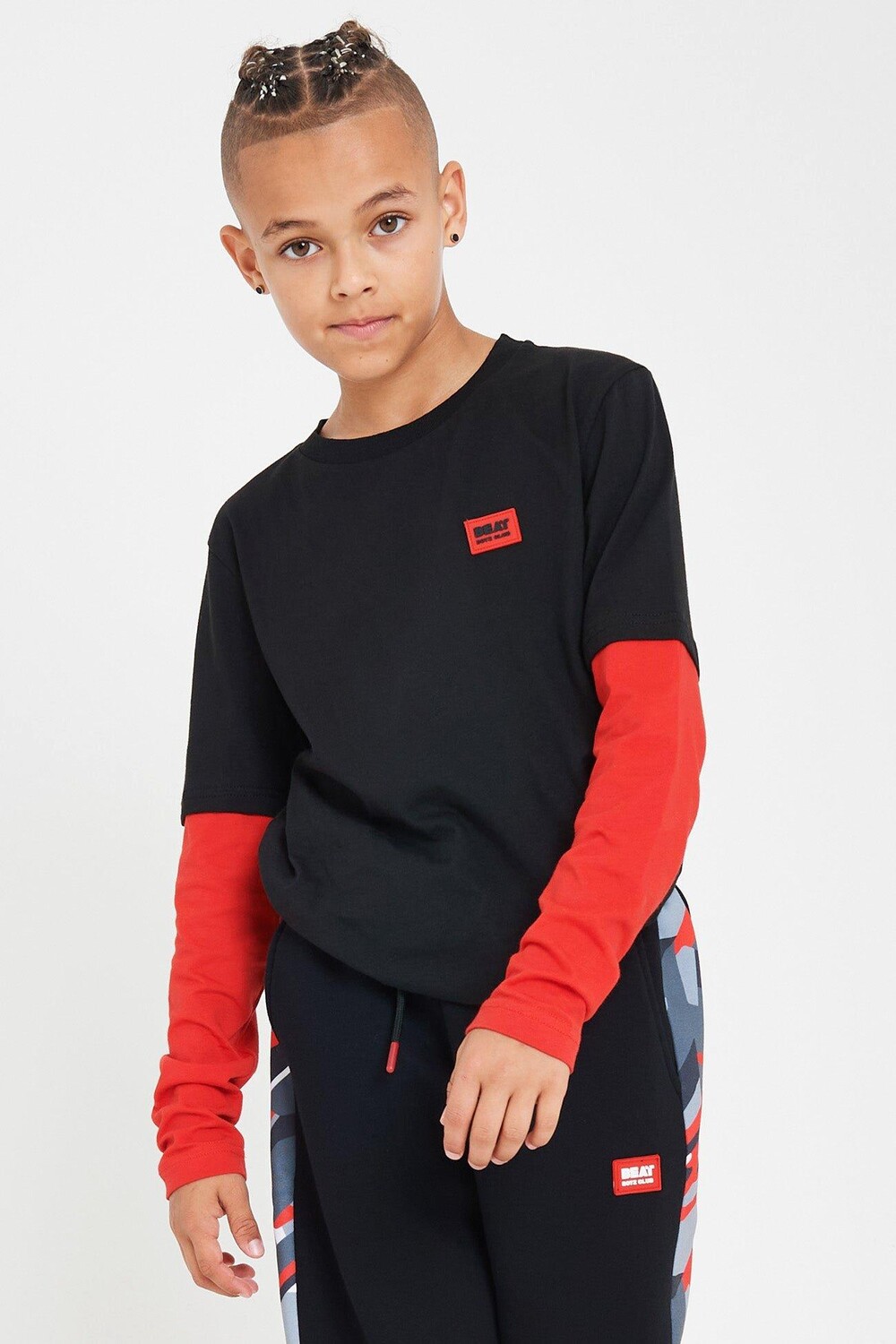 Футболка Tayo из искусственного меха с длинными рукавами и двойными рукавами Beat Boyz Club, черный
Футболка Tayo из искусственного меха с длинными рукавами и двойными рукавами Beat Boyz Club, черный