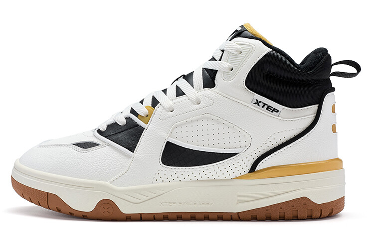 Кеды мужские, обувь для скейтбординга высокая белый/черный Xtep
Кеды мужские, обувь для скейтбординга высокая белый/черный Xtep