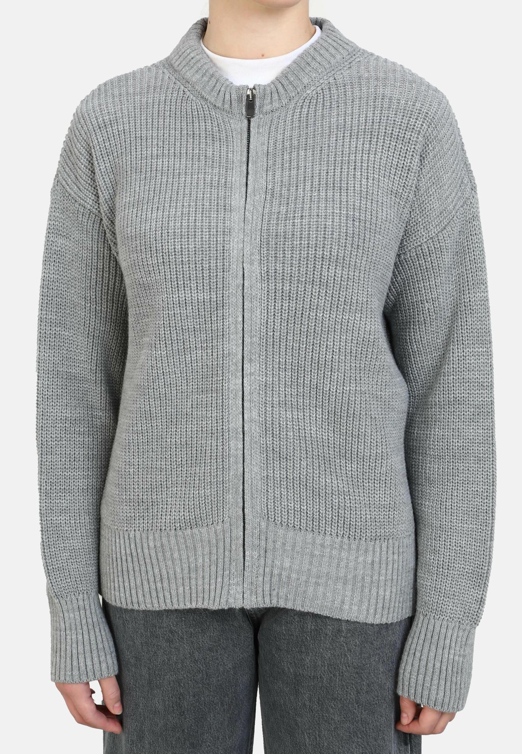 Кардиган BENIN Modanisa, серый
Кардиган BENIN Modanisa, серый