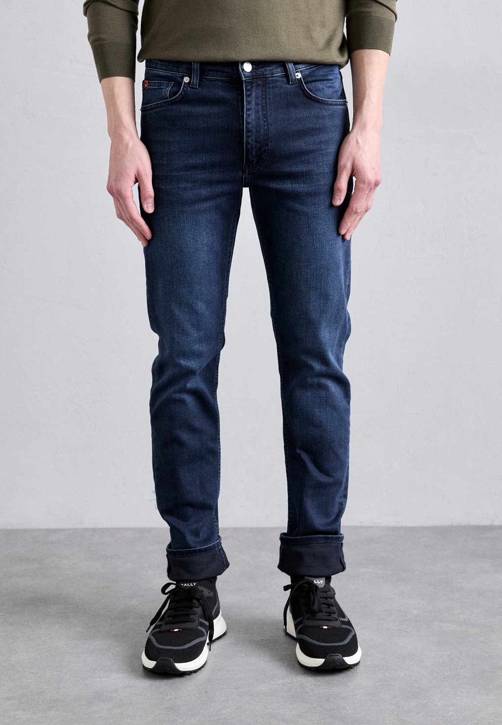 Джинсы облегающего кроя JAX J.LINDEBERG, темно-синий
Джинсы облегающего кроя JAX J.LINDEBERG, темно-синий