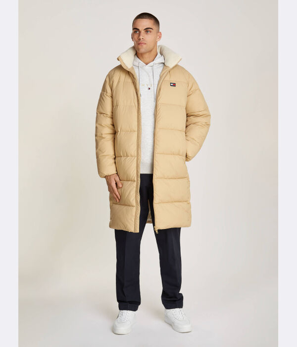 Пуховик мужской Tommy Jeans длинный с воротником-стойкой, бежевый
Пуховик мужской Tommy Jeans длинный с воротником-стойкой, бежевый