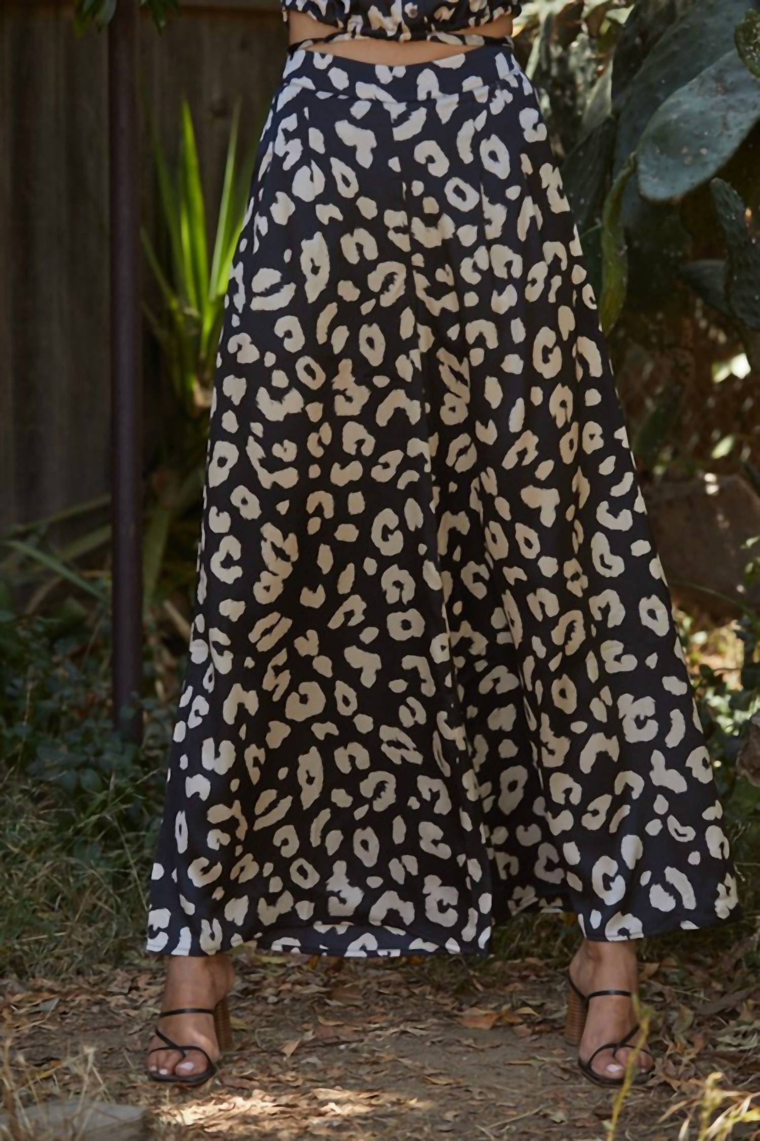 Брюки Run Free черного цвета By Together
Брюки Run Free черного цвета By Together