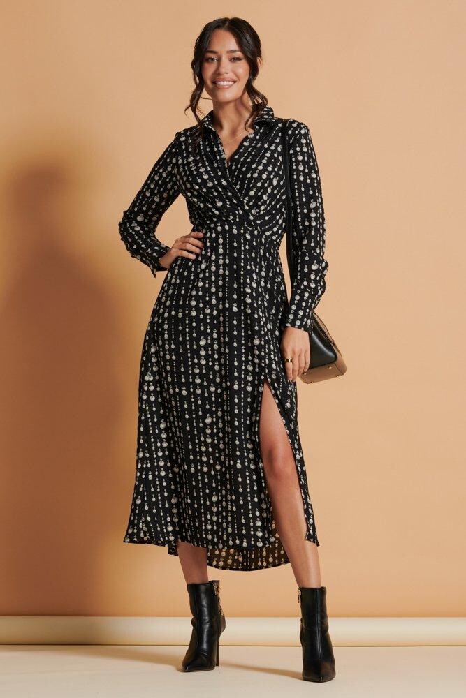 Платье-рубашка макси с запахом Jolie Moi, черный
Платье-рубашка макси с запахом Jolie Moi, черный