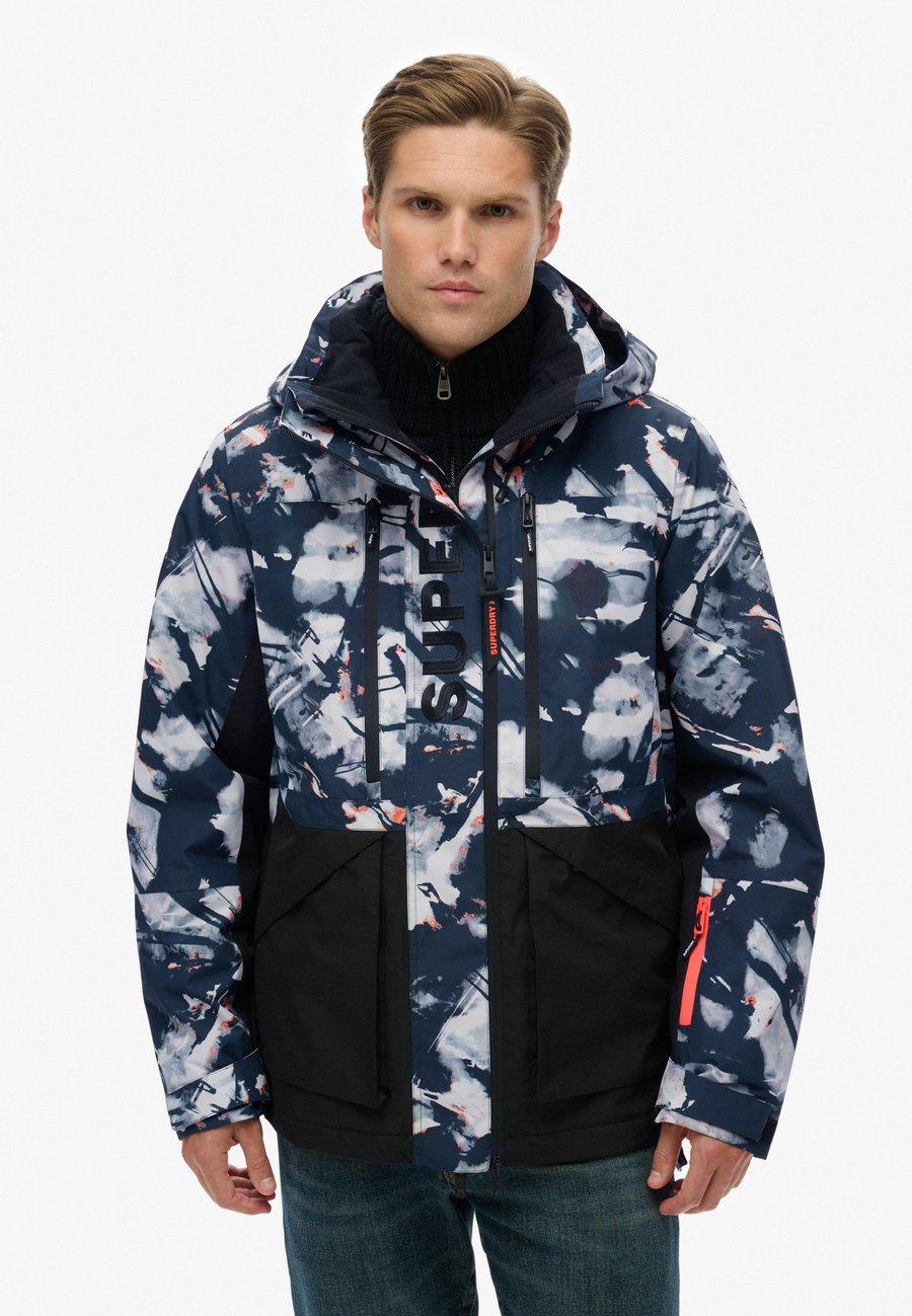 Куртка Superdry & Co ULTIMATE FREESTYLE , Subway Tag Print/Blue
Куртка Superdry & Co ULTIMATE FREESTYLE , Subway Tag Print/Blue